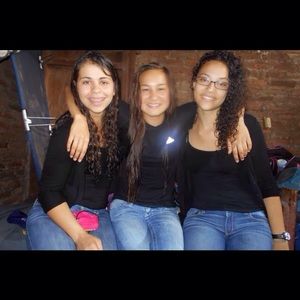 Meet your Posher, Maya